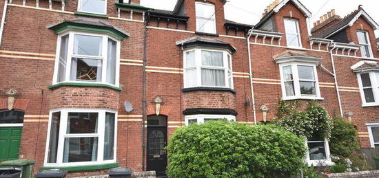 6 bedroom terraced house