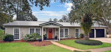 263 Menendez Ave, Saint Simons Island, GA 31522