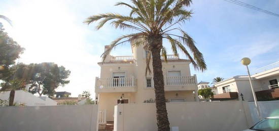 Casa en Cabo Roig - La Zenia, Orihuela