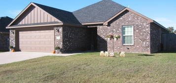 106 Midway Mdws, Pottsboro, TX 75076