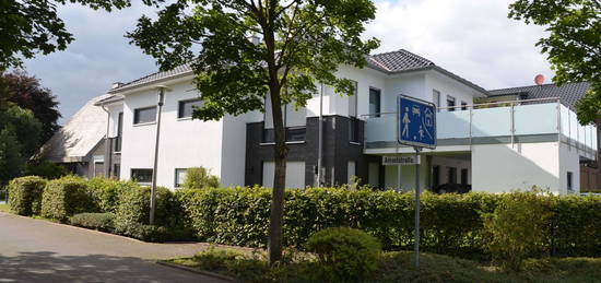 Hochwertig ausgestattete Maisonette-Wohnung im Stadtkern von 33775 Versmold