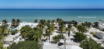 Casa Chelem frente al mar