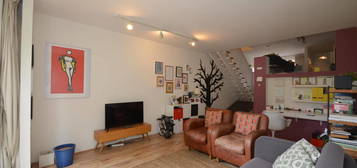 Maisonette to rent in Highgate Spinney, Crescent Road, London N8