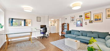 Flat for sale in Upper Brighton Road, Surbiton KT6