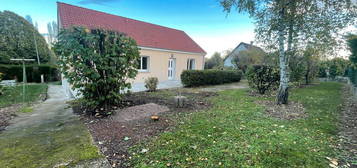 À louer maison avec jardin Villefargeau