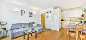 1 bedroom ground floor flat for sale