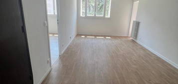 Appartement  à vendre, 4 pièces, 3 chambres, 63 m²