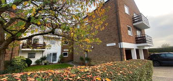 Flat to rent in Malting Mead, Endymion Road, Hatfield AL10