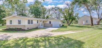 2343 E Madison Ave, Derby, KS 67037