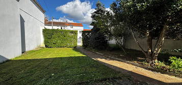 Nantes Beauséjour Maison 1 chambre avec jardin clos et une cave