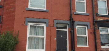 2 bedroom terraced house