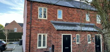 2 bedroom semi-detached house