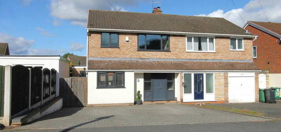 3 bedroom semi-detached house for sale