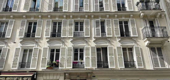 Appartement 2 pièces avec petit balcon - Paris 18ème Jules Joffrin