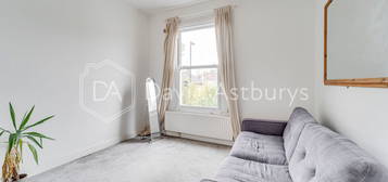 2 bed flat to rent