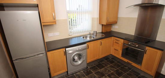 2 bed maisonette to rent