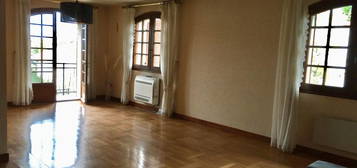 Appartement F4 de 111 m2 situé à ROYAT