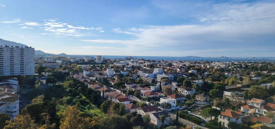 Type 3 meublé avec magnifique vue Mer au cœur du 9 -ème