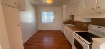 1840 Temple Ave Unit D, Signal Hill, CA 90755