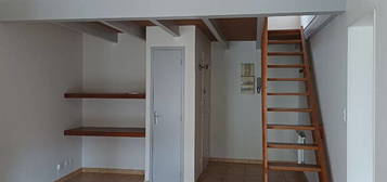 Appartement  à louer, 2 pièces, 1 chambre, 49 m²