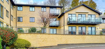 Flat to rent in Waters Meet, Huntingdon PE29