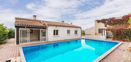 Villa de plain-pied  à vendre, 4 pièces, 3 chambres, 114 m²