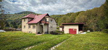 Exkluzívne na predaj rodinný dom s pozemkom 1922 m2, Veľké R