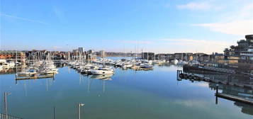 Flat to rent in The Moresby Tower, Admirals Quay Ocean Way, Southampton SO14