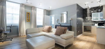 Flat to rent in Ossington Street, Notting Hill, London W2