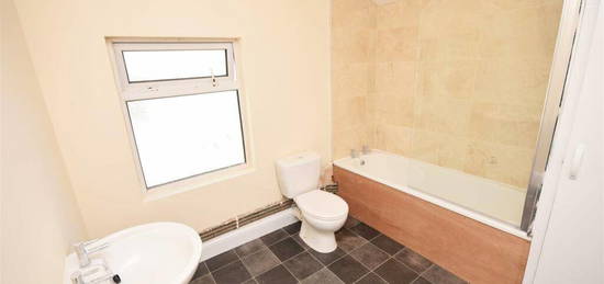 2 bedroom terraced house