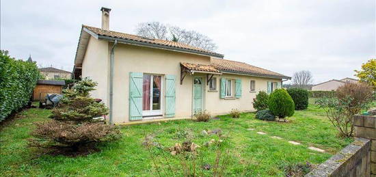 Maison de plain-pied  à vendre, 5 pièces, 3 chambres, 122 m²