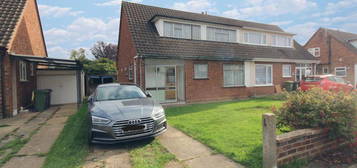 3 bedroom semi-detached house for sale