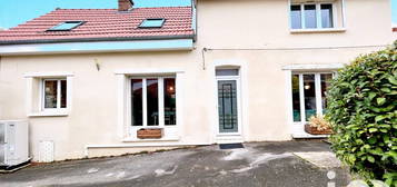 Maison de village 2 étages  à vendre, 5 pièces, 3 chambres, 89 m²