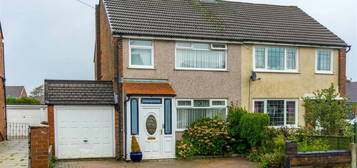 3 bedroom semi-detached house for sale