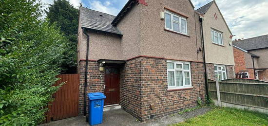 3 bedroom semi-detached house