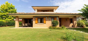 Villa in vendita in via G. Deledda, 3