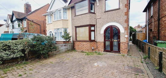 4 bedroom semi-detached house