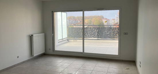 Location appartement 2 pièces 43 m²