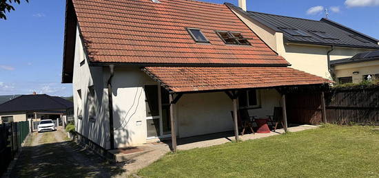 Prodej  rodinného domu 110 m², pozemek 1 593 m²