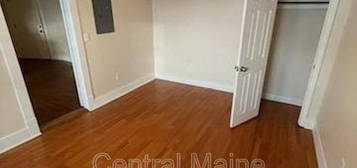 520 Hancock St #12, Rumford, ME 04276