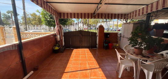 Chalet adosado en venta en plaza de Siesta, 1