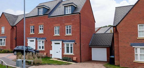 4 bedroom semi-detached house for sale