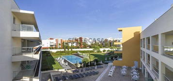 Apartamento T2 - Laguna Resort - Arrendamento anual