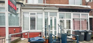 2 bedroom terraced house