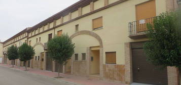 Casa en Nuez de Ebro