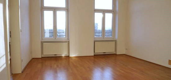 Provisionsfrei: Sonniger 41m² Altbau mit Einbauküche am Augarten - 1020 Wien