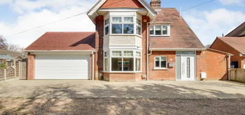 4 bedroom detached house