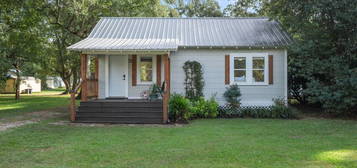 315 W Orange Ave, Foley, AL 36535