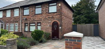 3 bed semi-detached house for sale