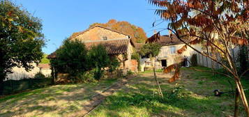 Maison, jardin & dépendances